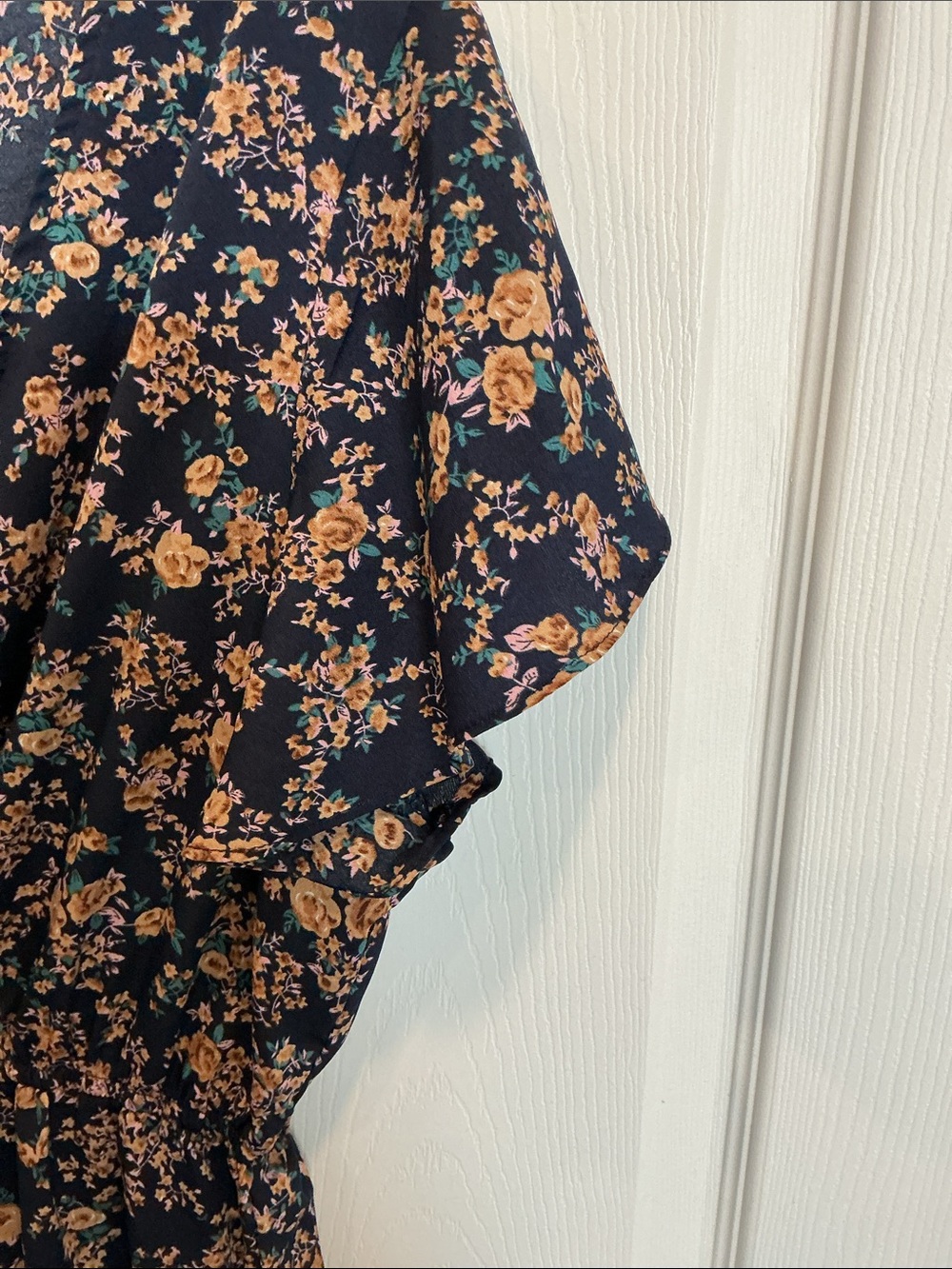 SHEIN Black Floral Short Sleeve Romper - Picture 2 of 6